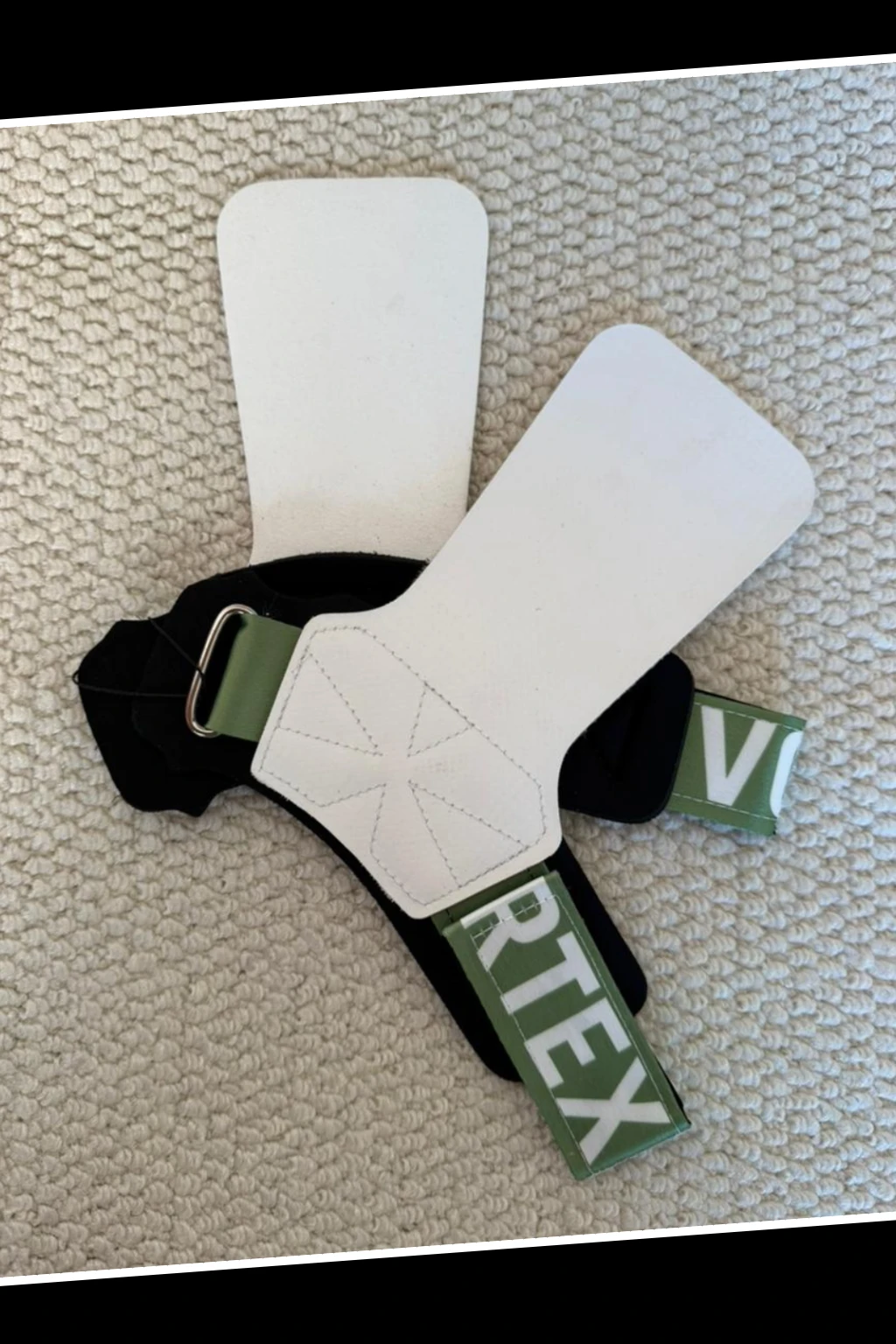 Grip Vórtex Ultra Lona Branca Fitas verde/branco - Imagem 3